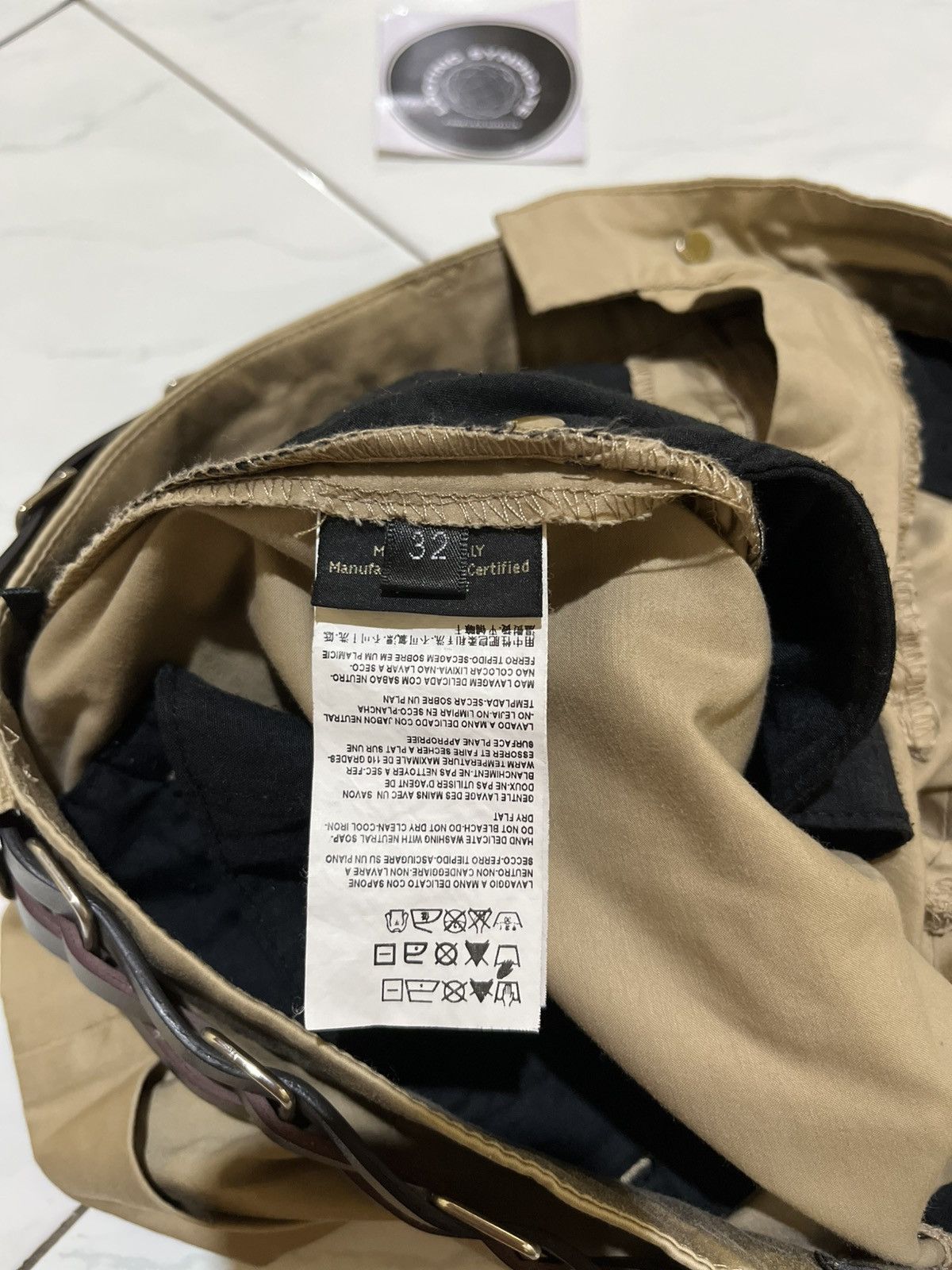 Versace 🔥 Gianni Versace Short Pants Size US 32 / EU 48 - 14 Thumbnail