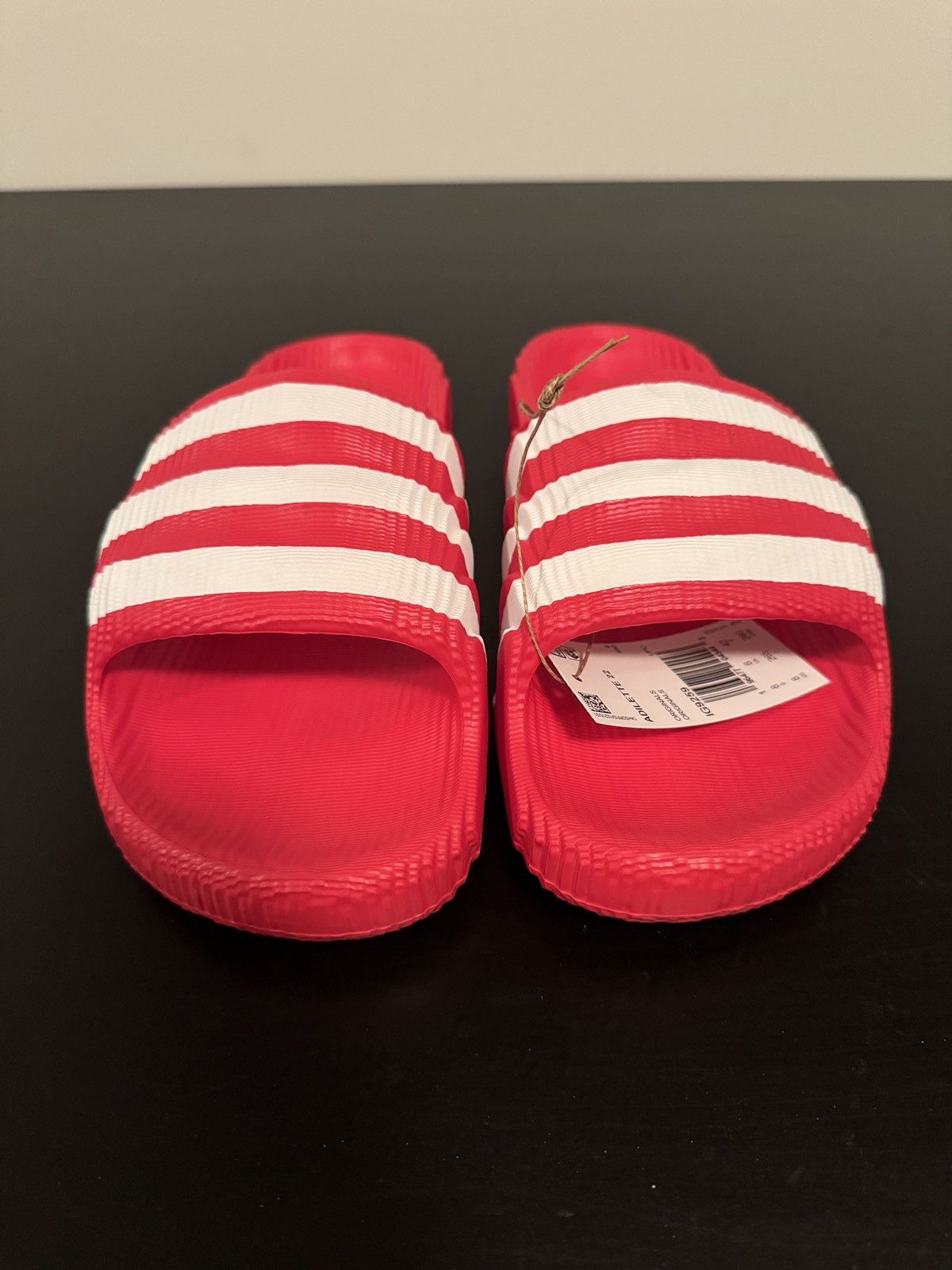 Adidas ADIDAS ADILETTE 22 SLIDES BETTER SCARLET CLOUD WHITE Size US 8 / EU 41 - 3 Thumbnail