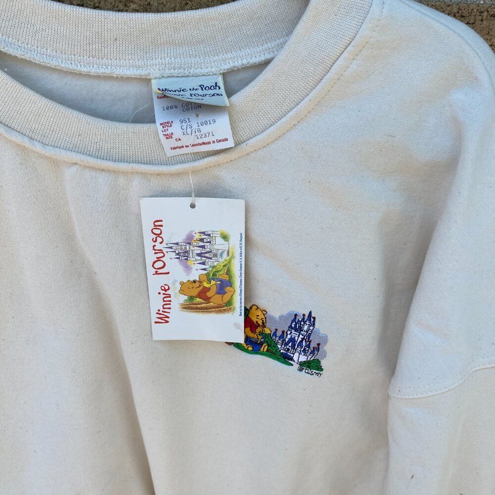 Disney BNWT Vintage 1991 Disney Winnie The Pooh Embroidered Crewne Size US XL / EU 56 / 4 - 7 Thumbnail
