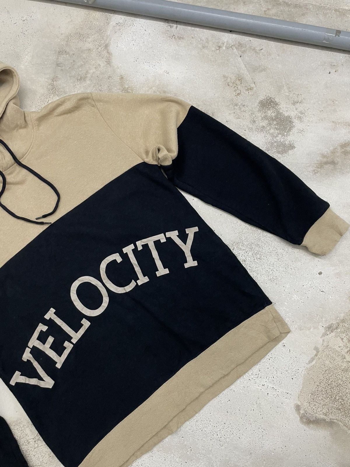 Japanese Brand Suffuse Velocity Color Block Size US M / EU 48-50 / 2 - 4 Thumbnail