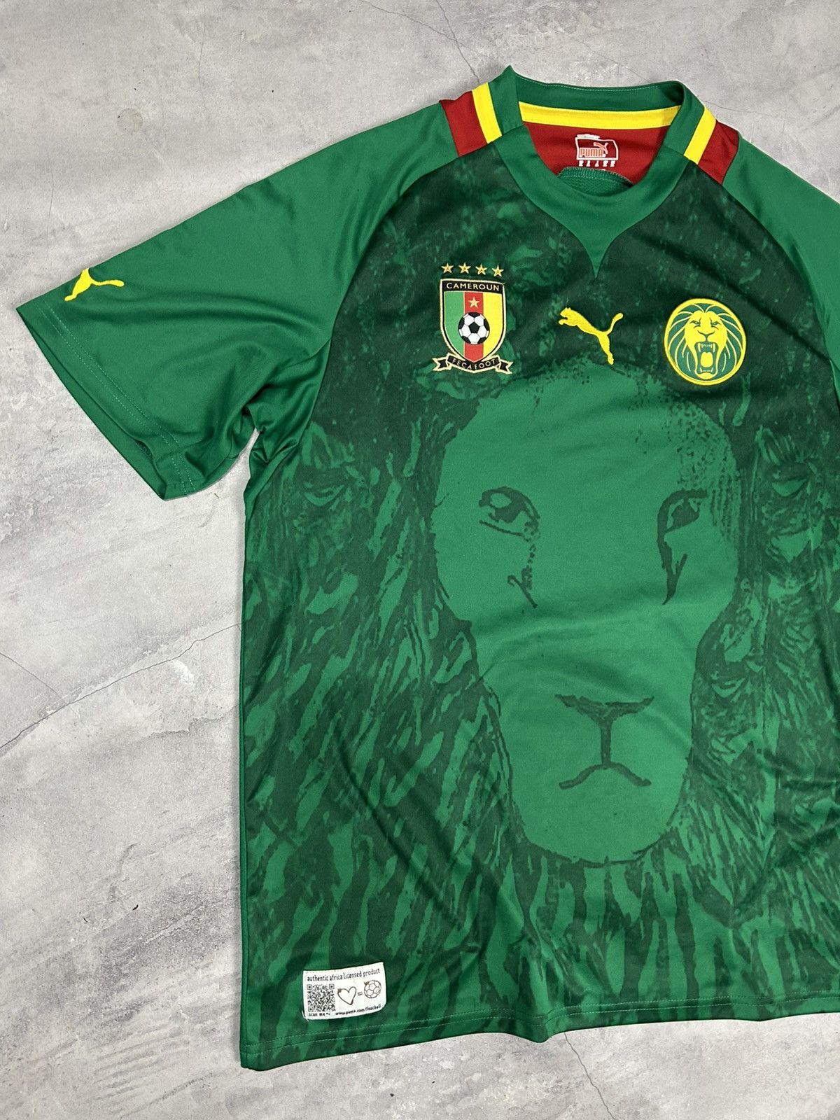Puma Cameroon 2012-2013 Home Football Shirt Soccer Jersey Puma Size US XL / EU 56 / 4 - 3 Thumbnail