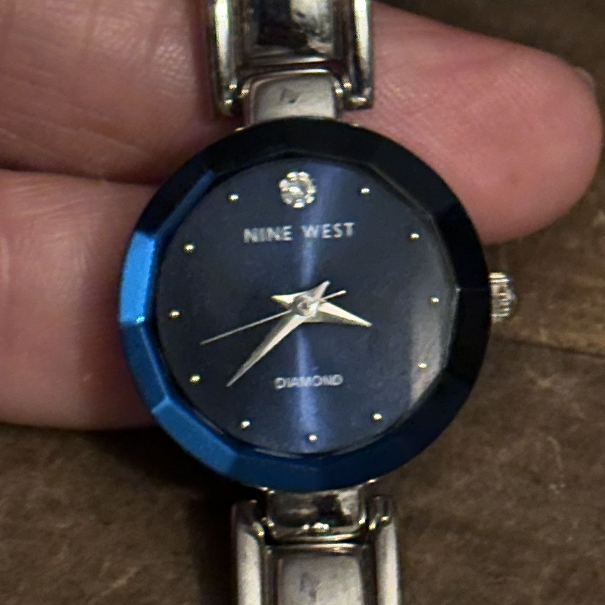Nine West Nine West silver blue dial watch Size ONE SIZE - 6 Thumbnail