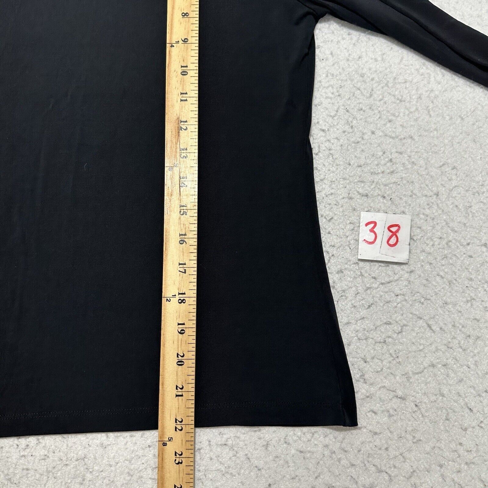 Isaac Mizrahi Isaac Mizrahi Small Short Sleeve Acetate Blend Black T Shirt Size S / US 4 / IT 40 - 8 Thumbnail