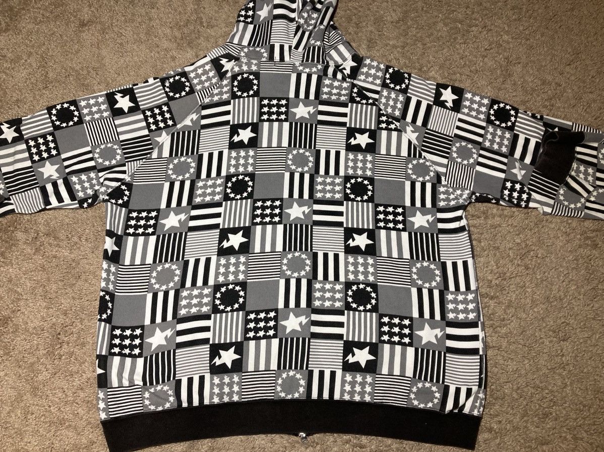 Bape 2011 Bape Sta Full Zip Patchwork Stars Stripes Flags Rip Size US L / EU 52-54 / 3 - 10 Thumbnail
