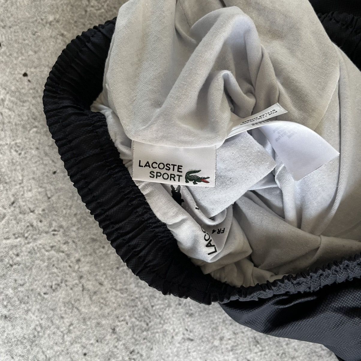 Lacoste × Vintage Vintage Lacoste Nylon Track Pants M dark navy drill Size US 32 / EU 48 - 7 Thumbnail