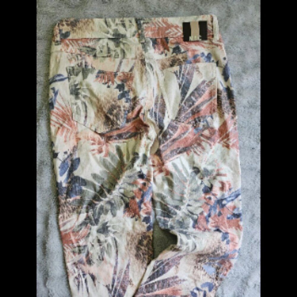 MAC Jeans MAC Jeans Floral Cream Denim Jeans Women 28 6 Medium Size 28" / US 6 / IT 42 - 4 Thumbnail