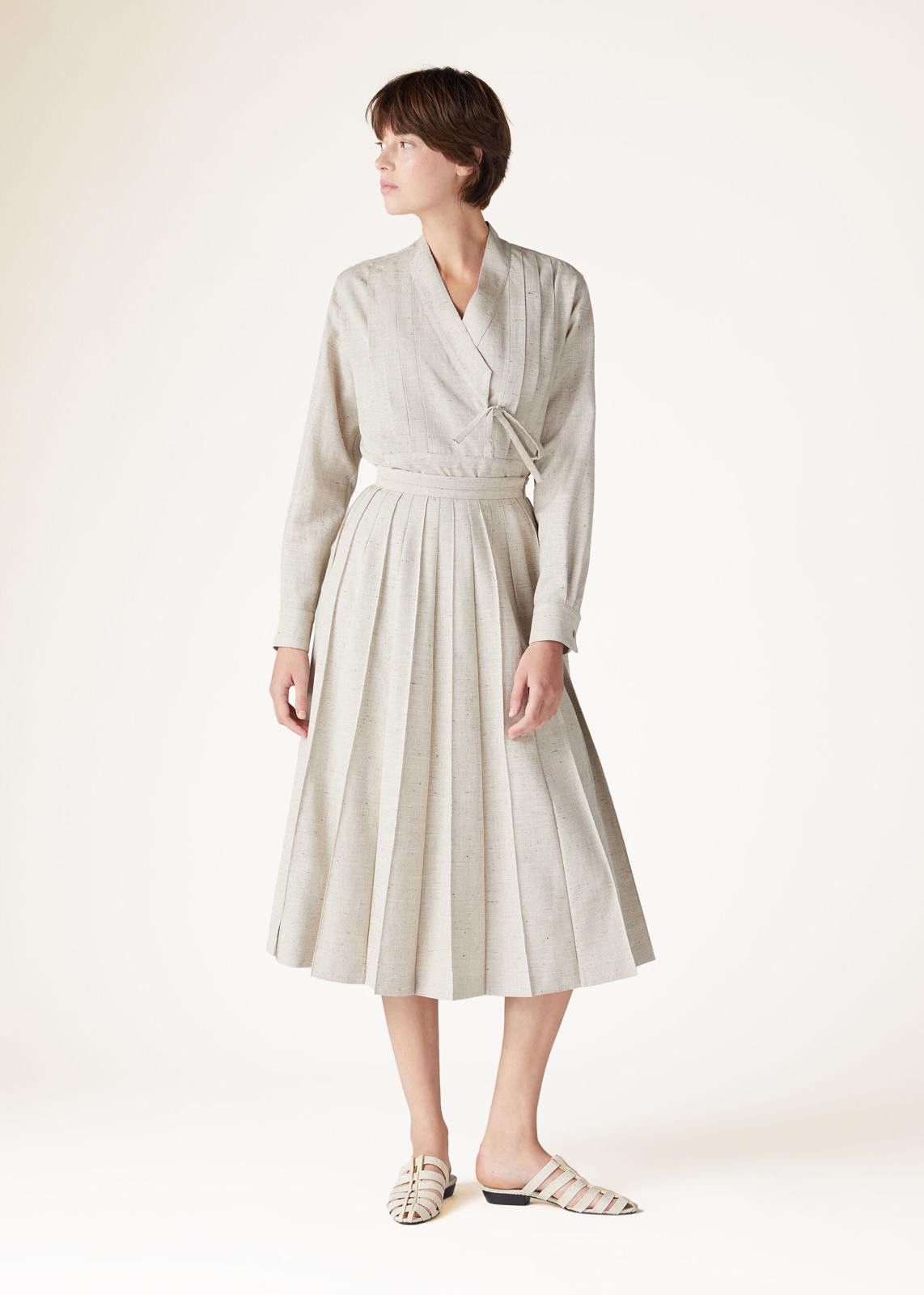 Loro Piana o1srvl11e0225 FAO0176 Fumiko Skirt in Beige Size 27" / US 4 / IT 40 - 6 Thumbnail