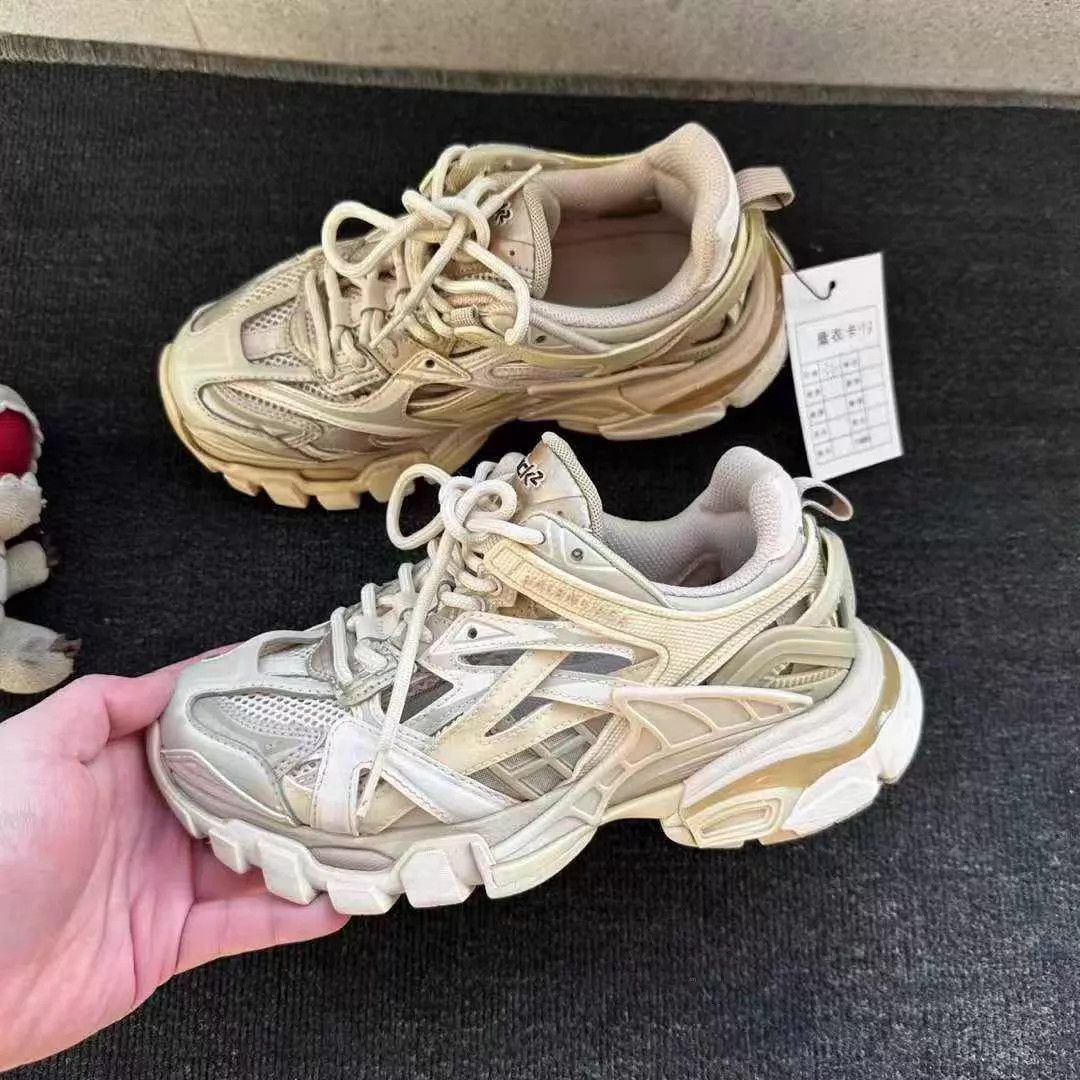 Balenciaga Balenciaga Track Khaki 35 98New Size US 4.5 / IT 34.5 - 2 Thumbnail