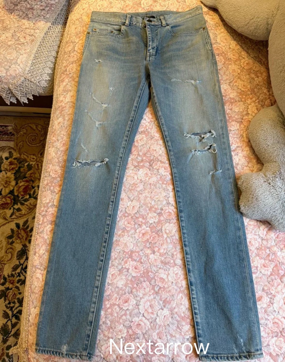 Saint Laurent Paris × Yves Saint Laurent Saint Laurent d02 Blue Destruction Jeans 2412-Nextarrow Size US 30 / EU 46 - 1 Thumbnail