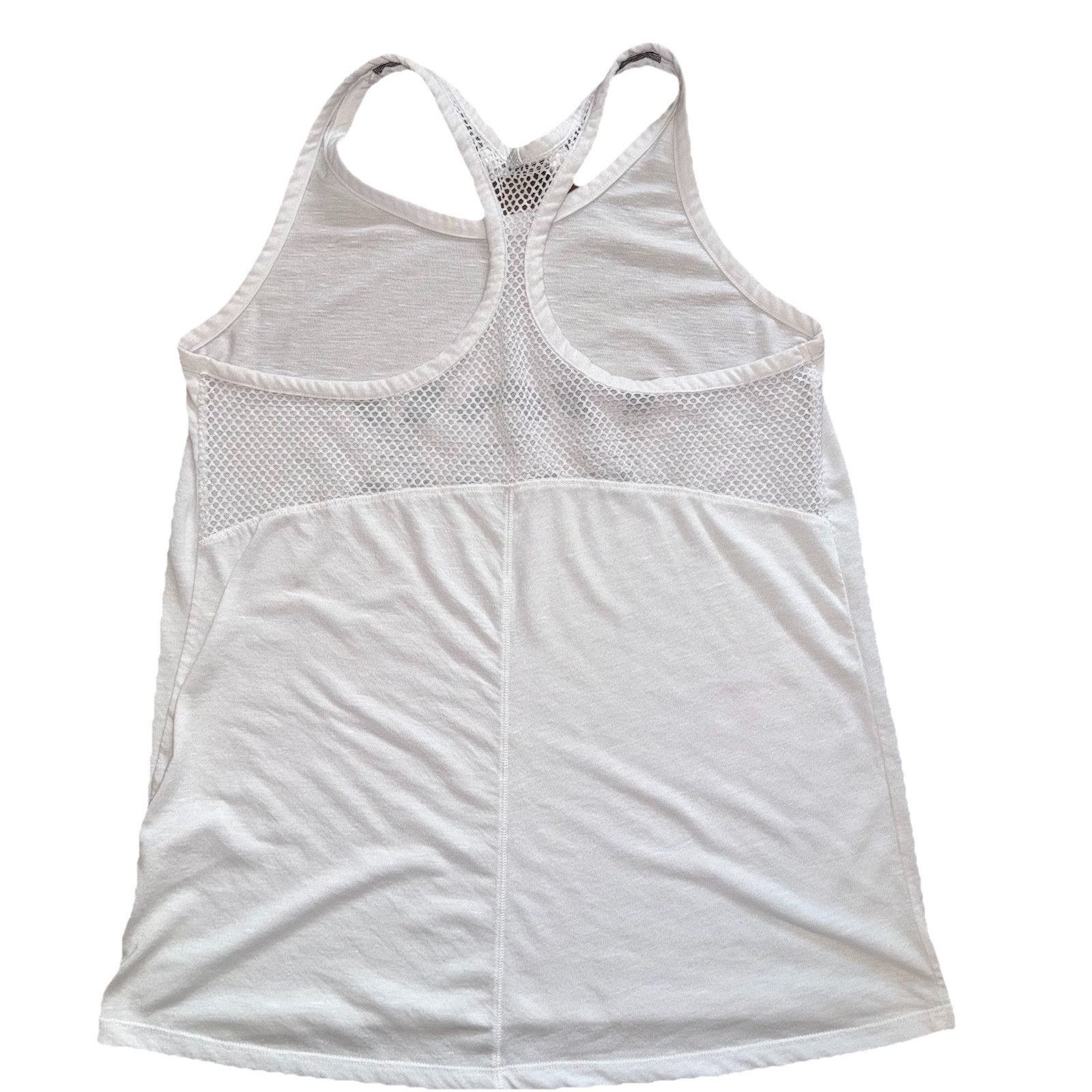 Victoria's Secret Victoria’s Secret Sport Razor Back Tank Size Large Size L / US 10 / IT 46 - 2 Thumbnail