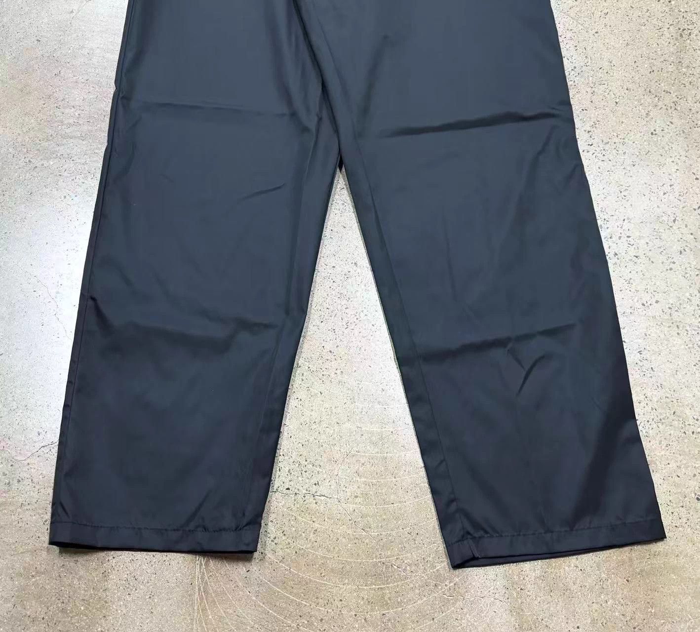 Prada Prada re-nylon metal triangle logo sweatpants XXL NWT Size US 40 / EU 56 - 7 Thumbnail