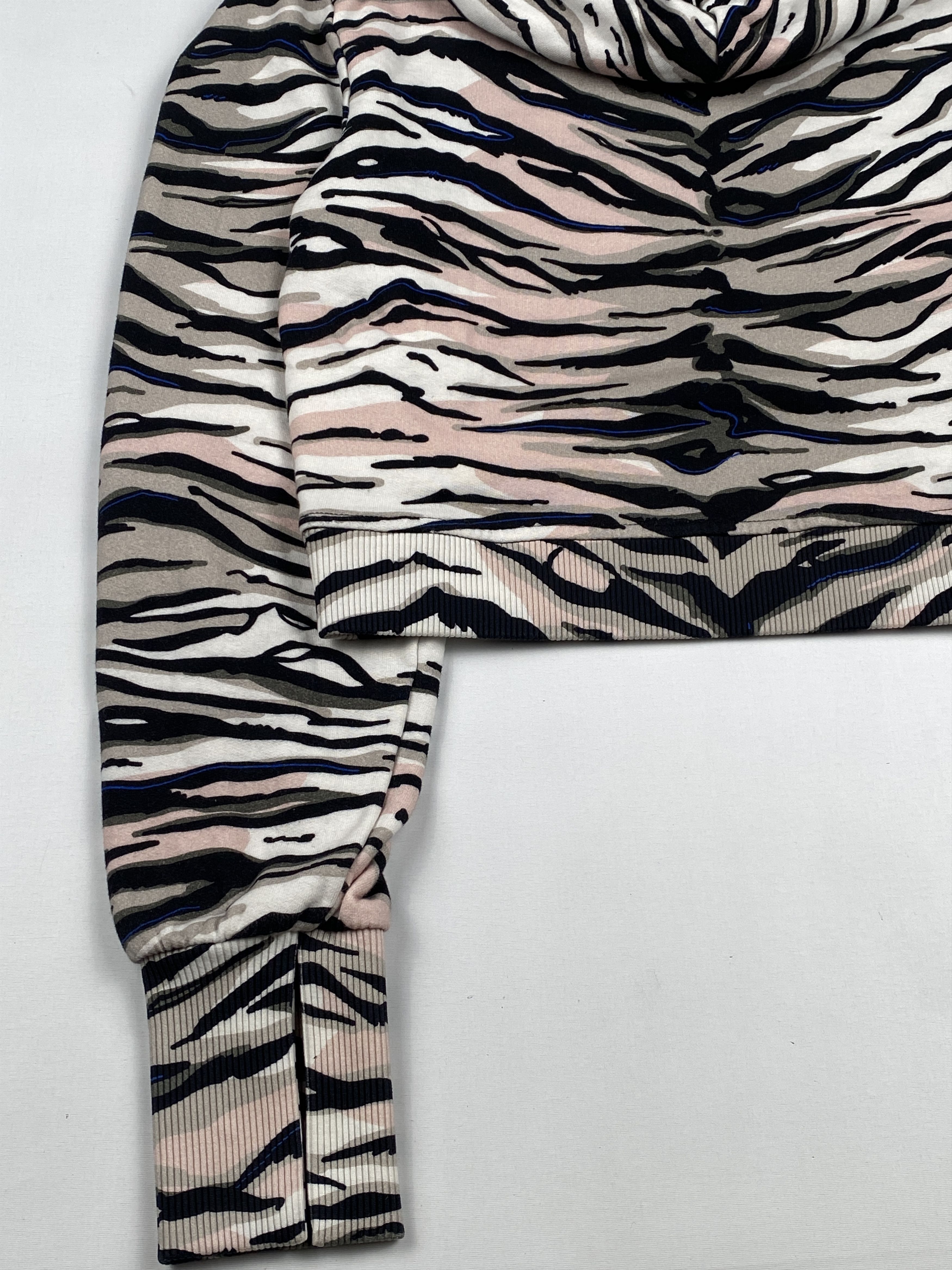 Fendi Zebra Patterned Cropped Hoodie Size XS / US 0-2 / IT 36-38 - 13 Thumbnail