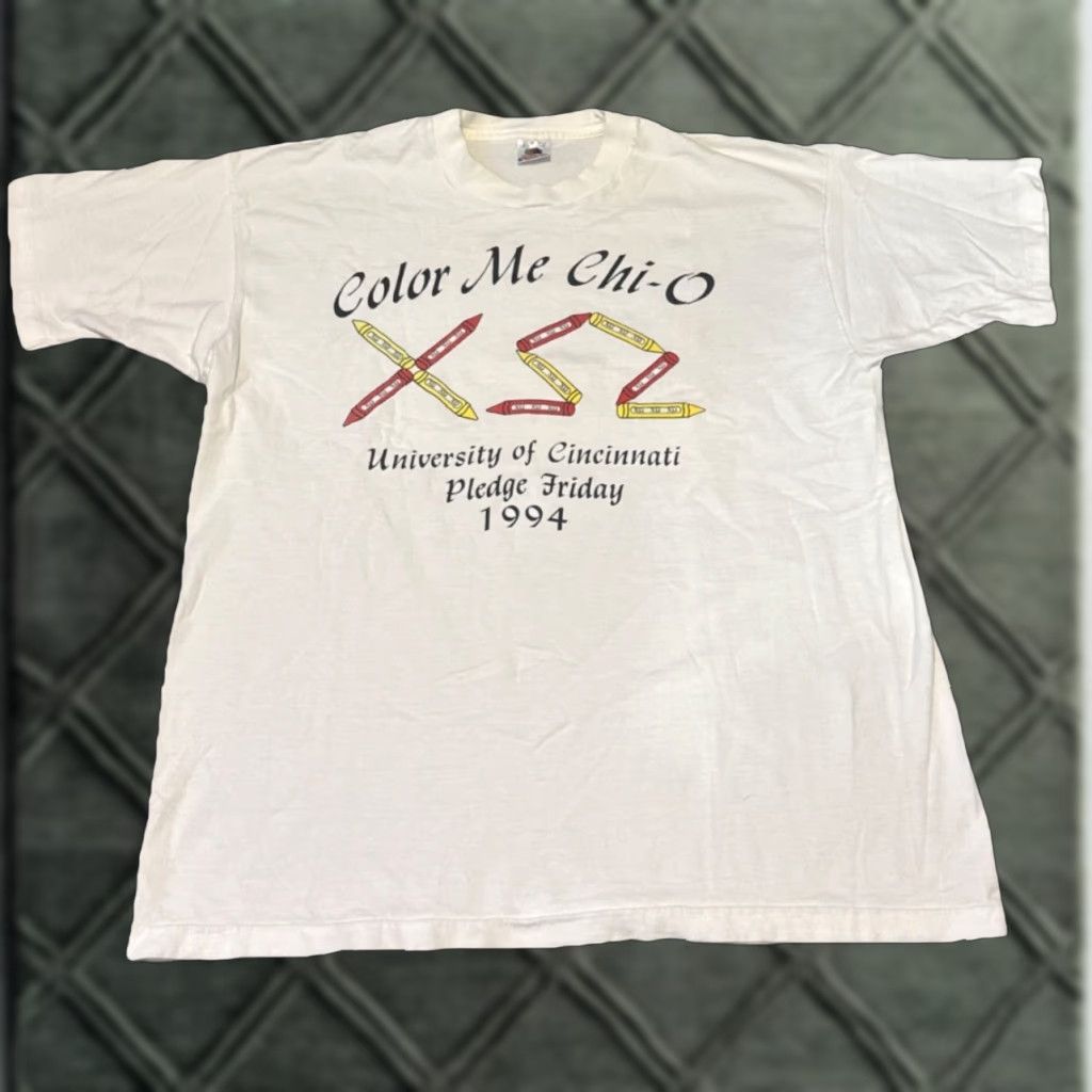 VINTAGE 1994 Chi Omega University Cincinnati Frat Sorority Greek Life T-Shirt XL Women White Fruit of the Loom Shirt