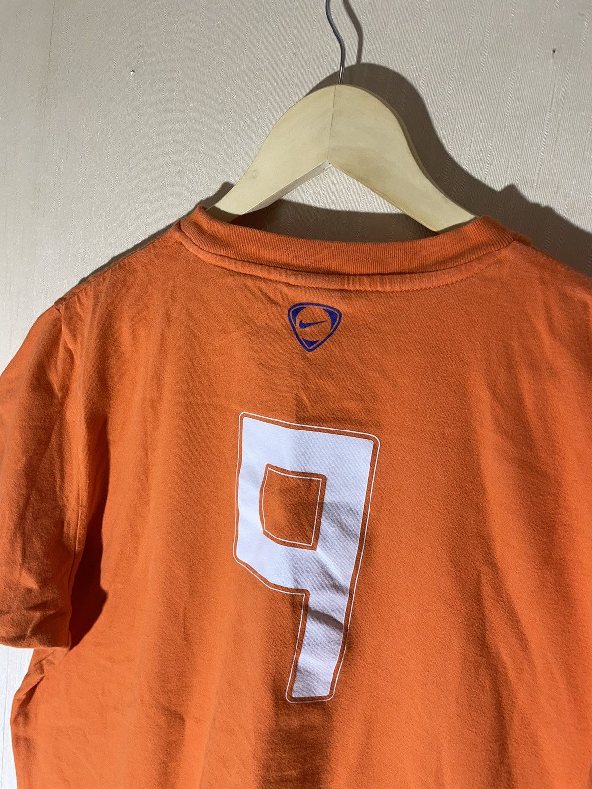 Nike × Vintage Nike Nederland 9 Roud Van Nistelrooy soccer vintage T shirt Size US L / EU 52-54 / 3 - 12 Thumbnail
