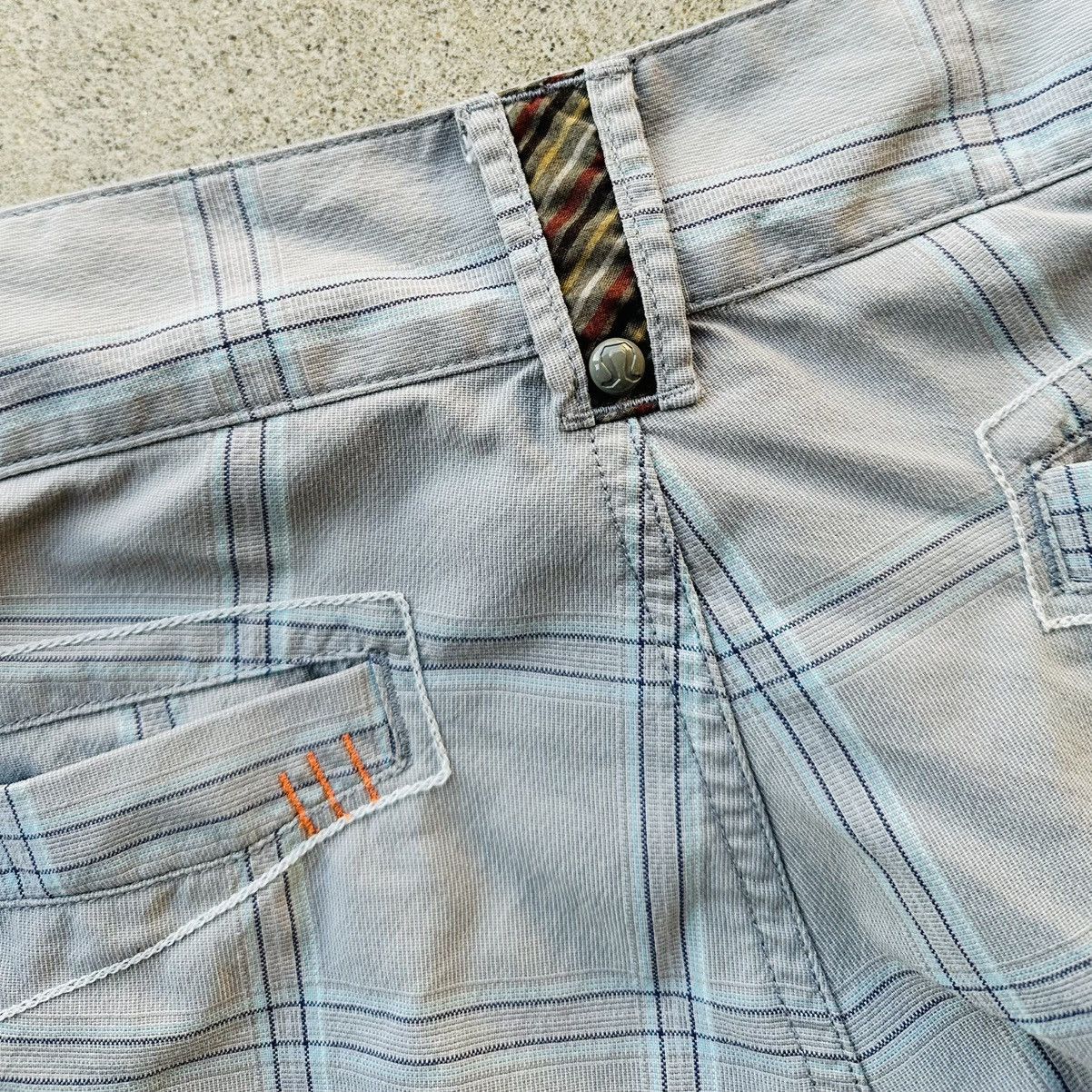 Lululemon Lululemon Shorts Mens 34 Cargo Pockets Flat Front Golf Size US 34 / EU 50 - 9 Thumbnail