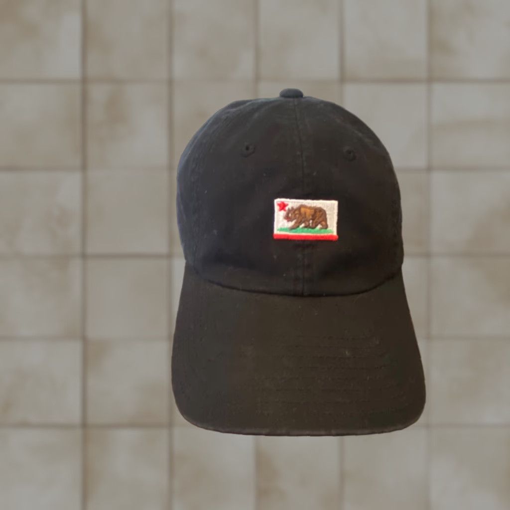 American Needle American Needle Hat Califo rnia Flag Bear Slouch Dad Black OSFM Mens Cotton Baseball Cap EUC Size ONE SIZE - 1 Thumbnail