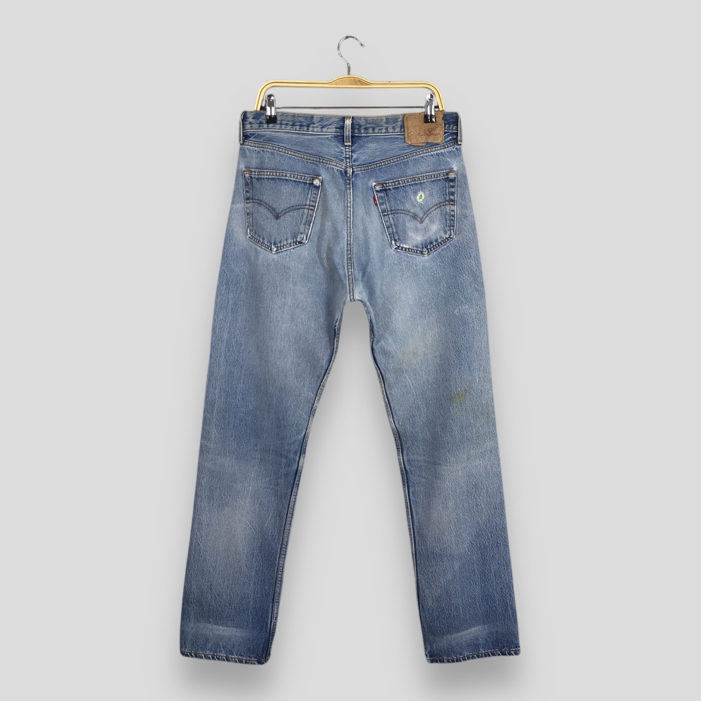 Size 32x32 Vintage 1990s Levi's 501 Faded Blue Jeans