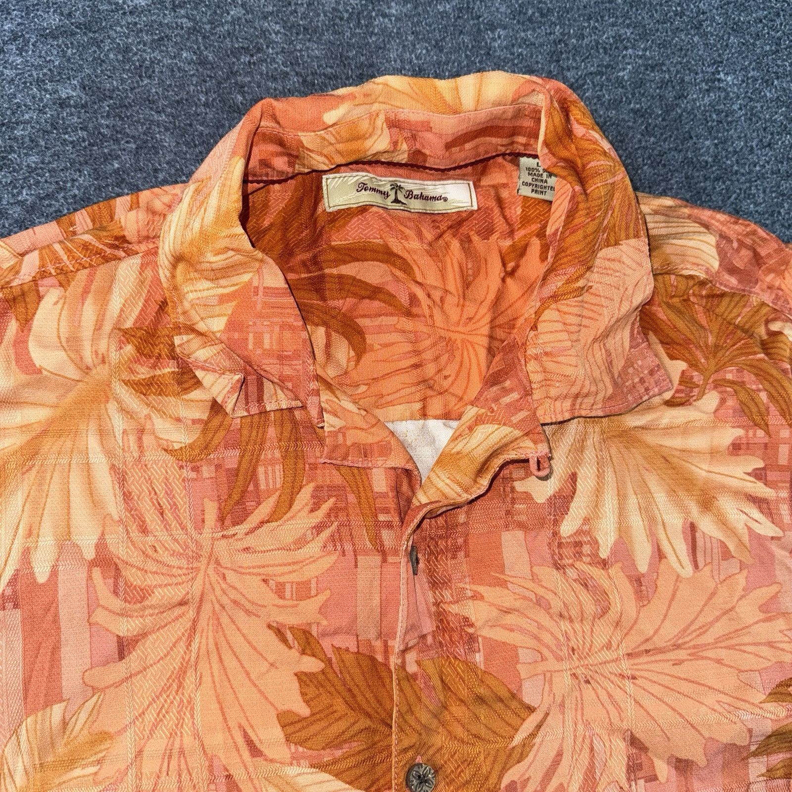 Tommy Bahama Vintage Hawaiian Shirt Men’s Sz L Orange with Hammock Scene Size US L / EU 52-54 / 3 - 2 Thumbnail