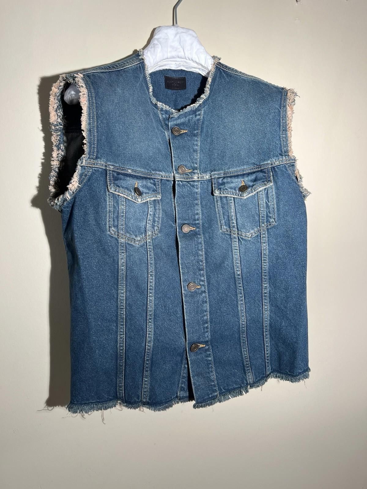 Saint Laurent Paris Saint Laurent Paris Raw Edged Denim Vest XL Size US XL / EU 56 / 4 - 3 Thumbnail