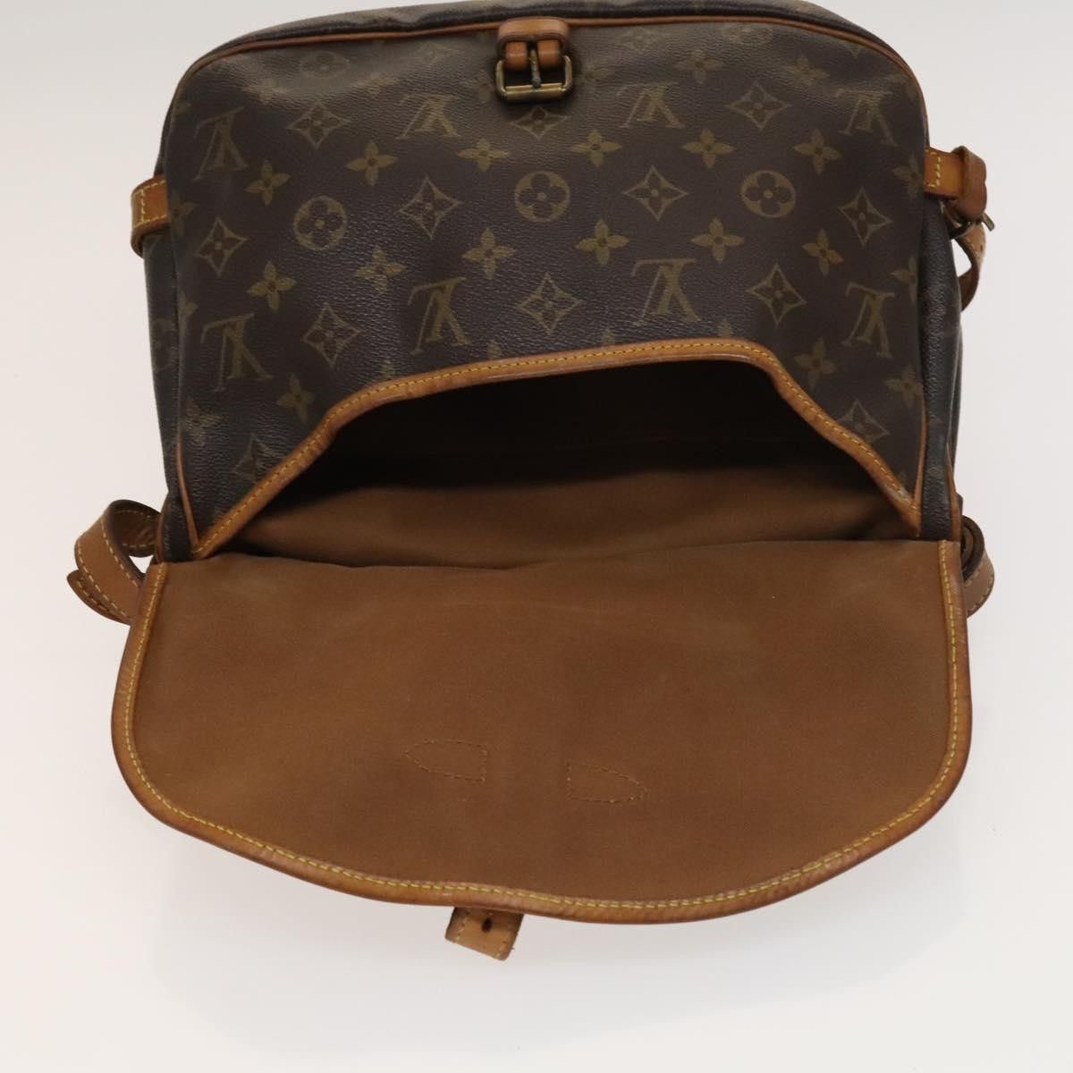 Louis Vuitton LOUIS VUITTON Monogram Saumur 30 Shoulder Bag M42256 Size ONE SIZE - 10 Thumbnail