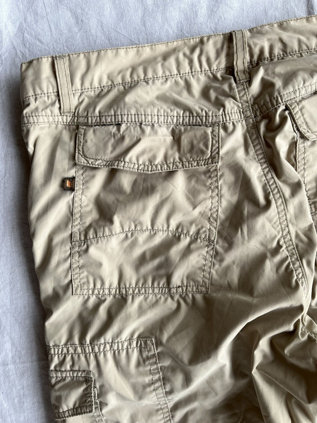 Japanese Brand Vintage Y2K Tech Cargo Pants – Khaki Nylon Utility Size US 32 / EU 48 - 7 Thumbnail