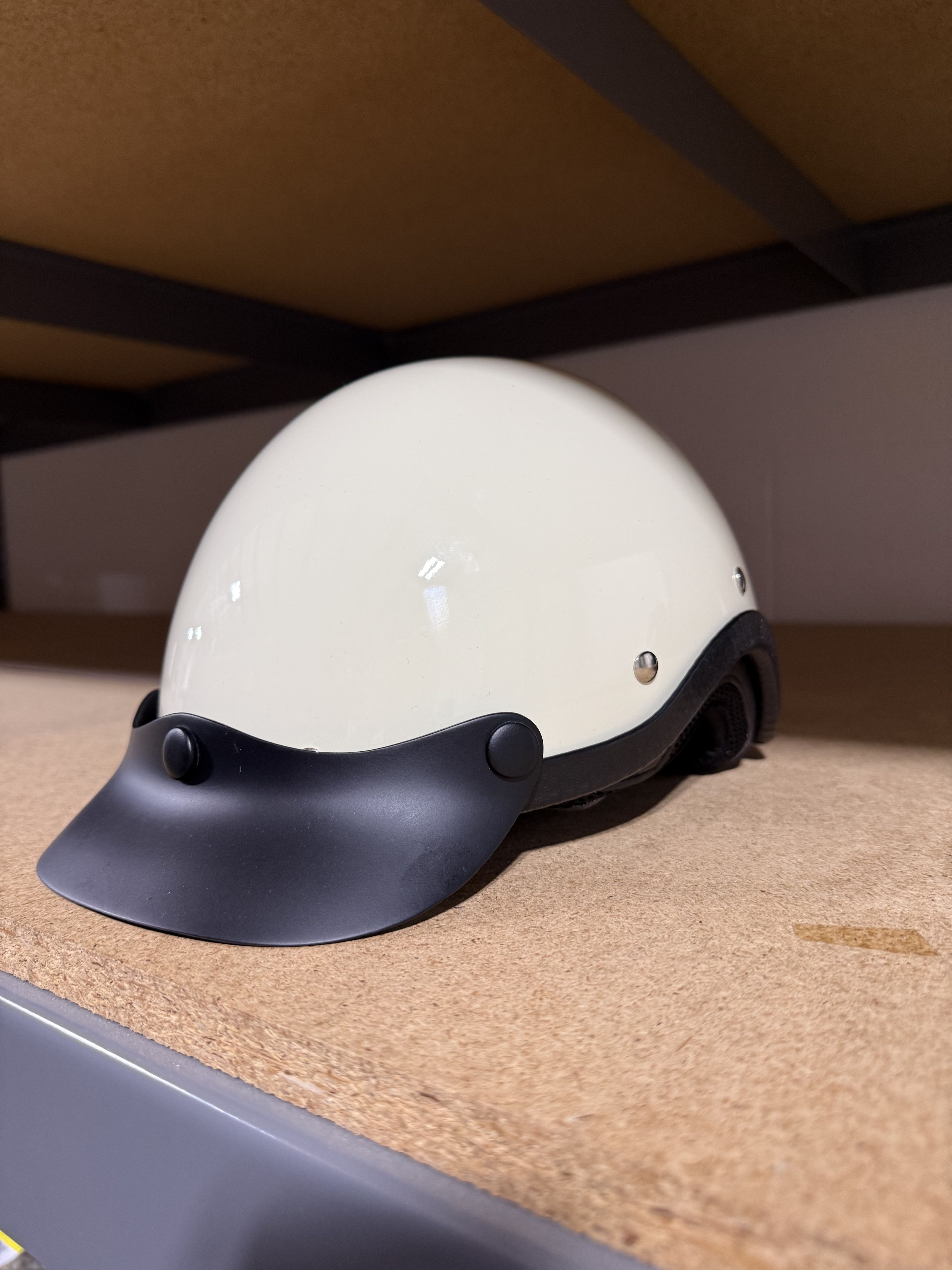 Neighborhood Half Helmet 'Ivory'