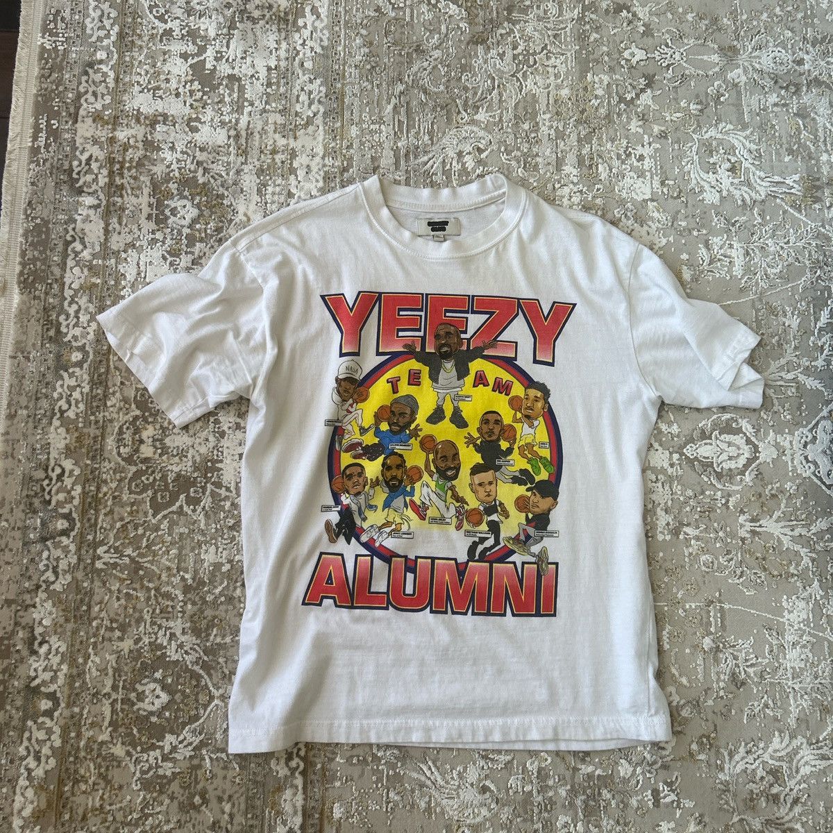 Other Vintage kanye tee Size US L / EU 52-54 / 3 - 1 Preview