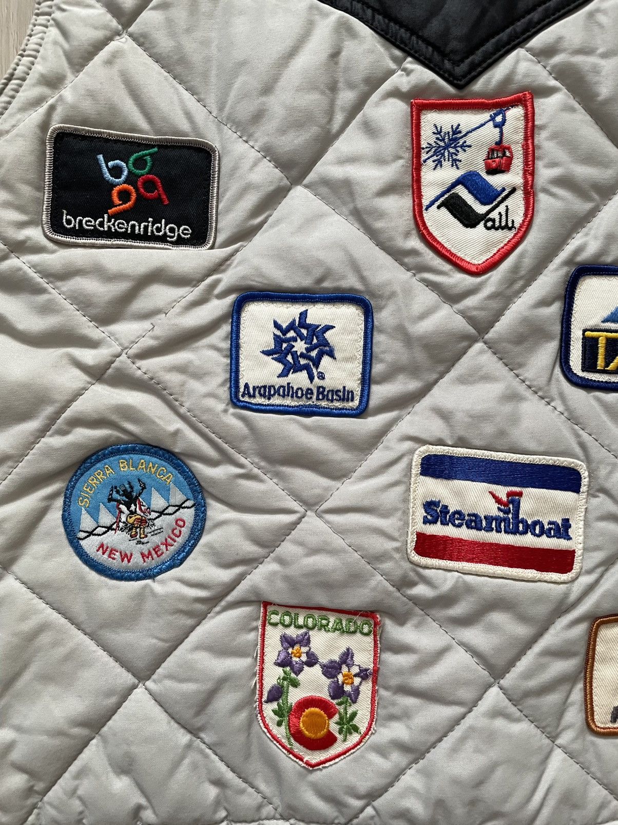 Vintage Vintage 80s Henri Charles Colsenet Ski Vest W 16 Patches MD Size M / US 6-8 / IT 42-44 - 4 Thumbnail