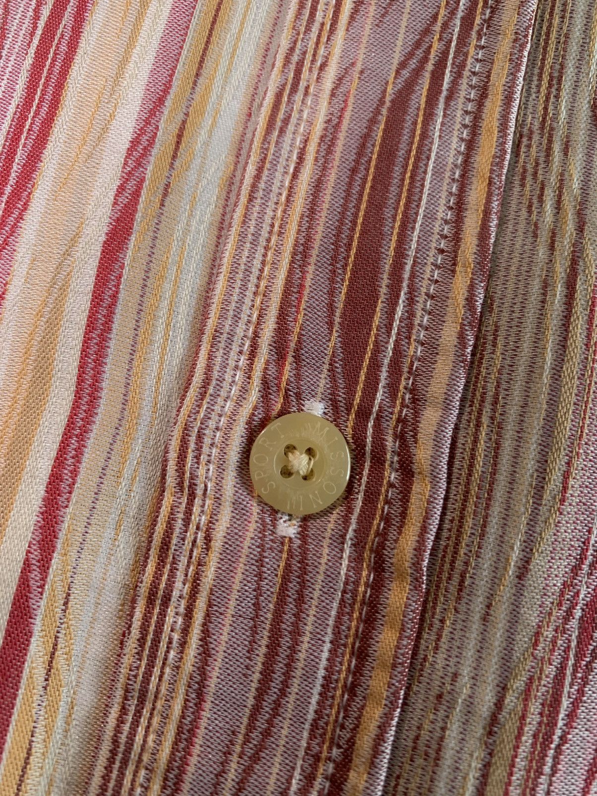 Missoni Missoni Vintage Abstract Short Sleeve Button up shirt Size US M / EU 48-50 / 2 - 7 Thumbnail
