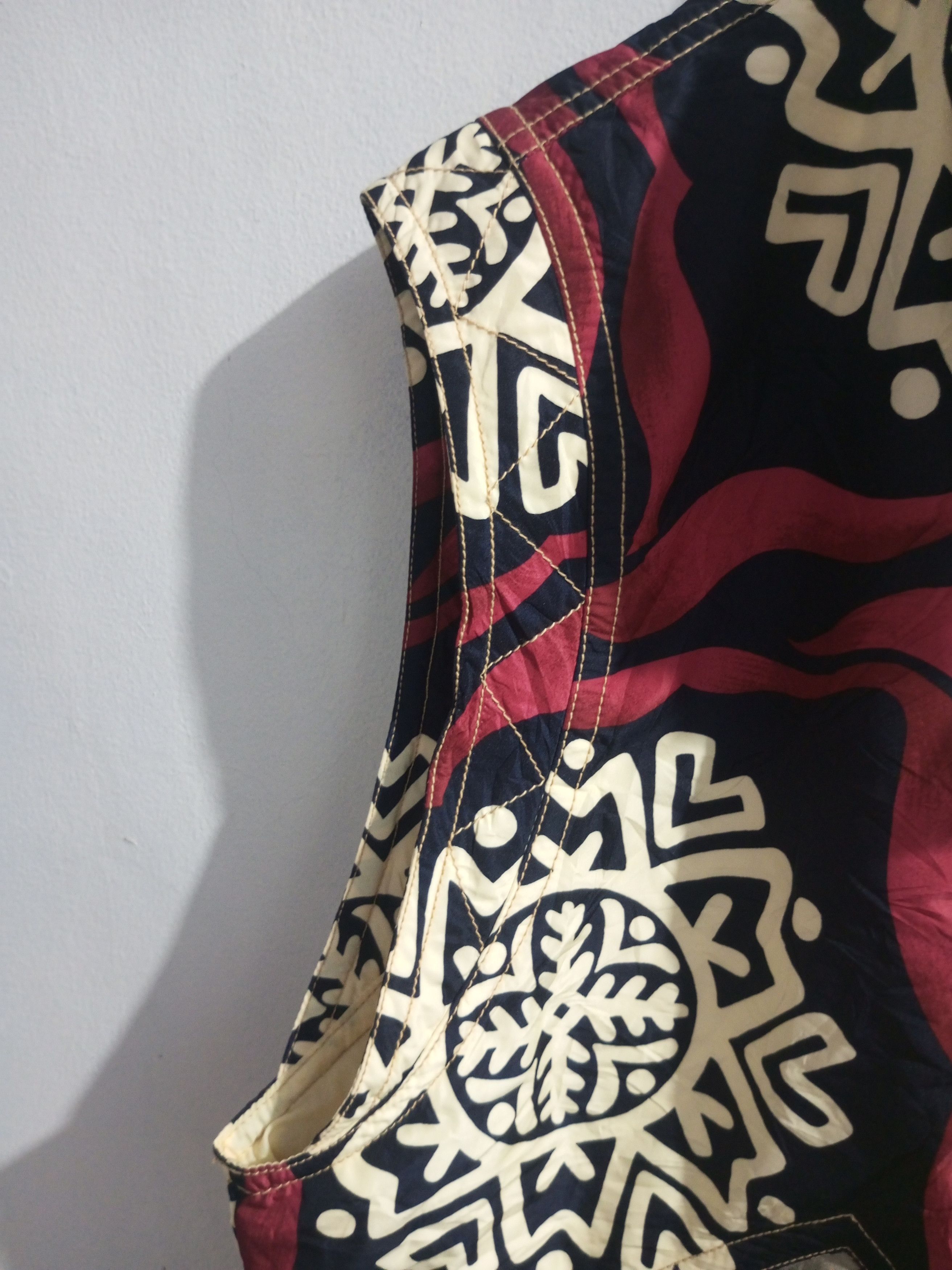 Japanese Brand Vintage Bvlgari art full print vest Size US L / EU 52-54 / 3 - 4 Thumbnail