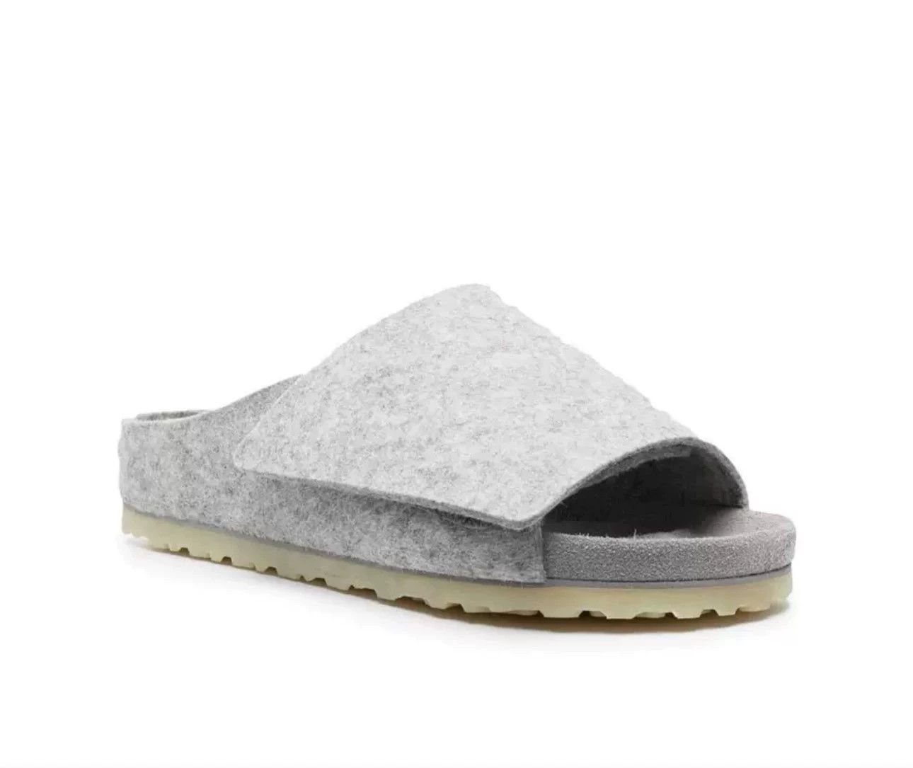 Birkenstock Birkenstock x Fear of God Los Feliz Unisex Slipper Light Gray 42 Size US 9 / EU 42 - 3 Thumbnail