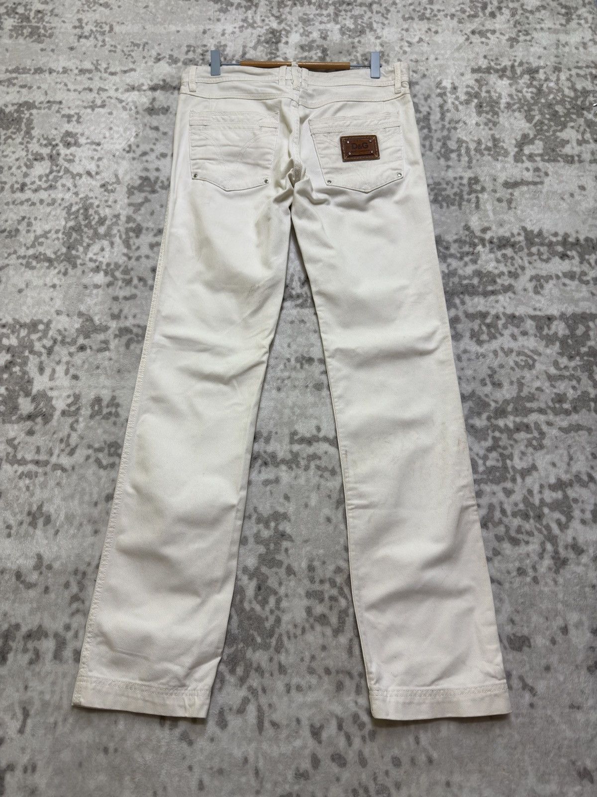 Dolce & Gabbana Vintage Dolce & Gabbana White Straight-Leg Jeans D&G Patch Size US 33 - 1 Thumbnail