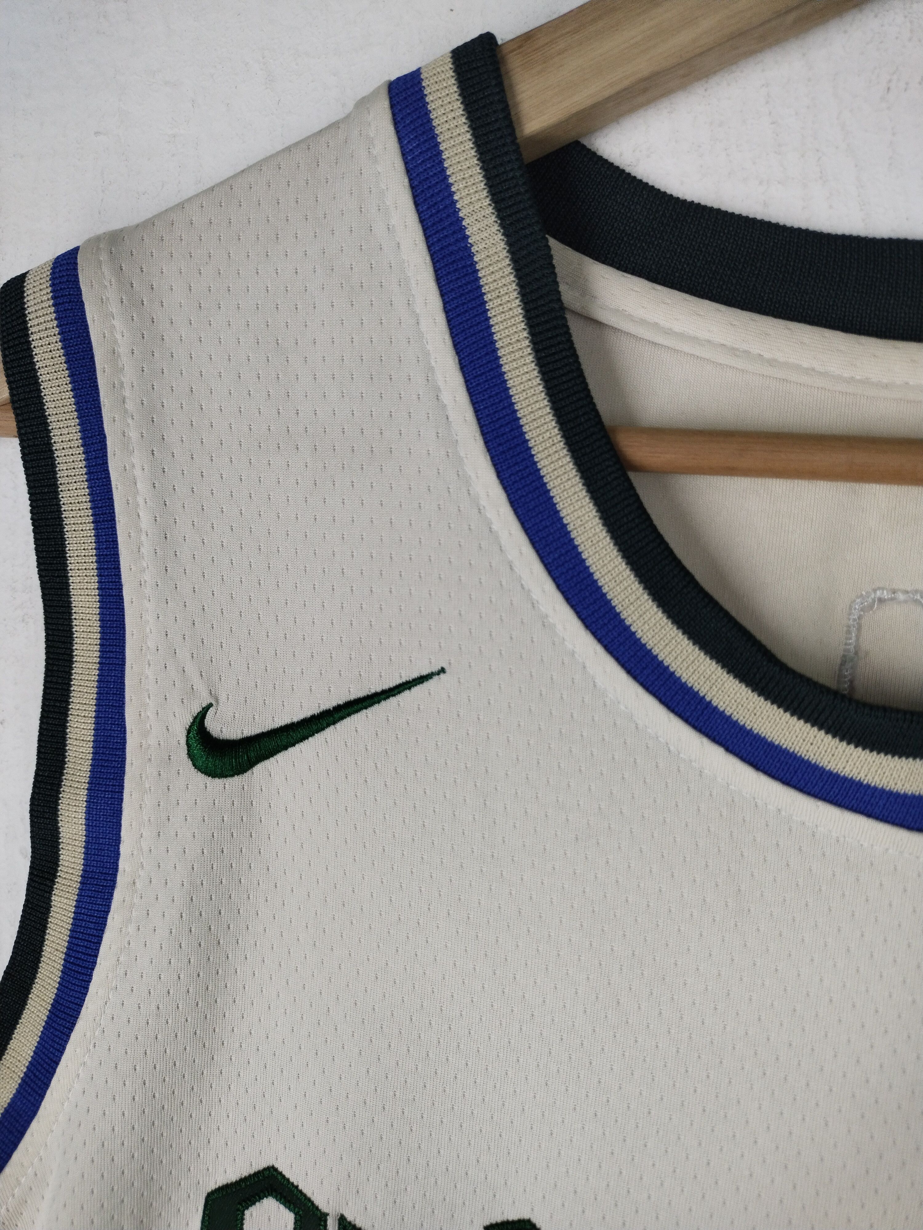 Harley Davidson Vintage Nike X HD Swingman Milwaukee Bucks Jersey Rare Size US M / EU 48-50 / 2 - 4 Thumbnail