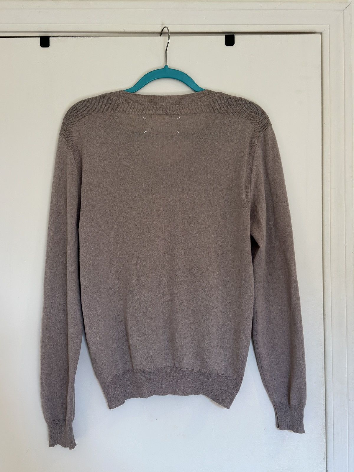 Maison Margiela Maison Martin Margiela V-Neck Sweater Size US M / EU 48-50 / 2 - 2 Thumbnail