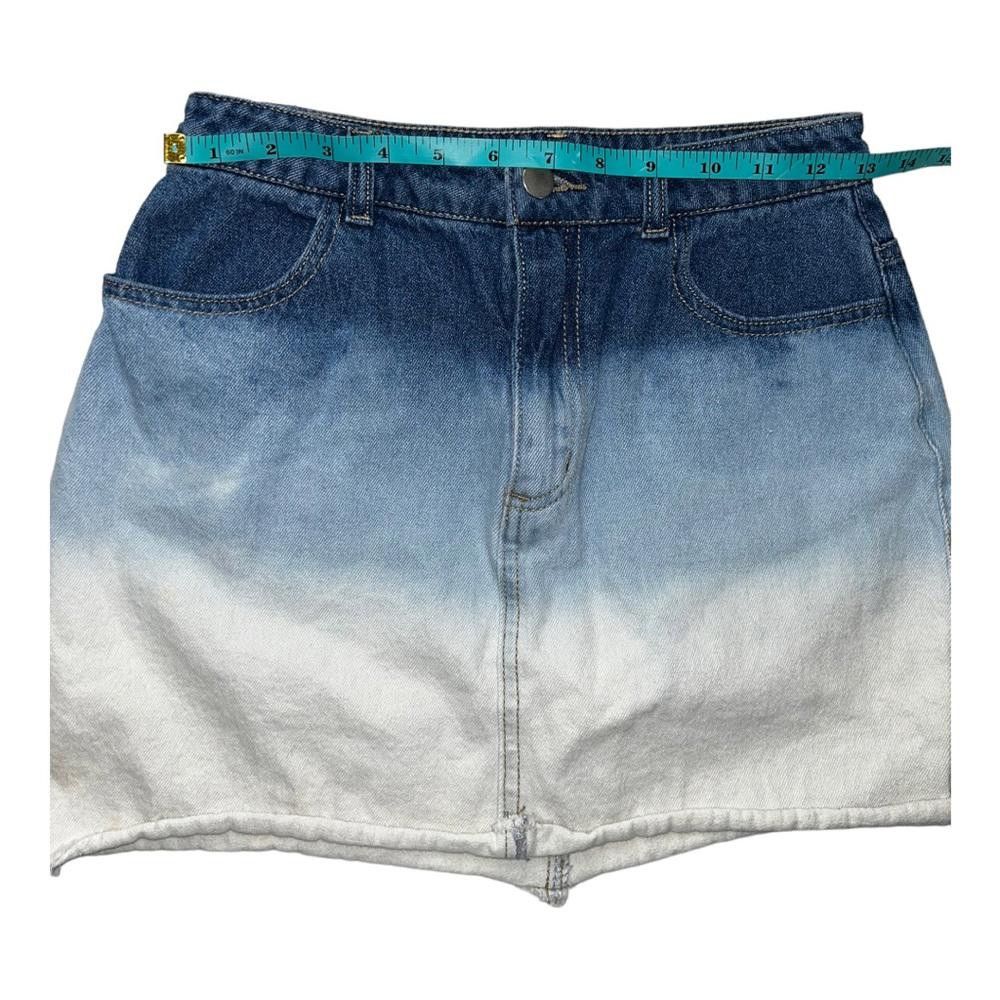 Forever 21 Ombré Denim Raw Hem Mini Skirt Size 4 Size 28" / US 6 / IT 42 - 3 Thumbnail