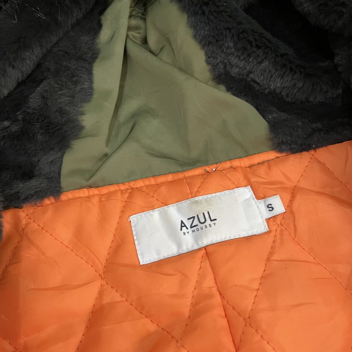 Japanese Brand Moussy Cropped Bomber Jacket Fur Hoodie Apocalypse Vkei Size US S / EU 44-46 / 1 - 5 Thumbnail