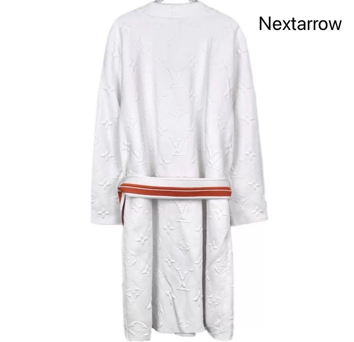 Louis Vuitton Louis Vuitton Lv, coat and jacket2412-Nextarrow Size US XS / EU 42 / 0 - 2 Thumbnail