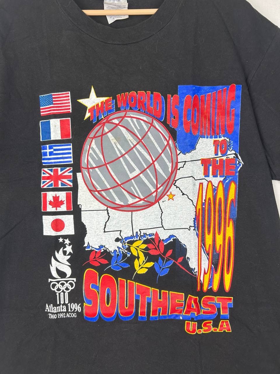 Vintage Vintage 90s The World Is Coming , 1996 Atlanta , / Size L Size US L / EU 52-54 / 3 - 3 Thumbnail