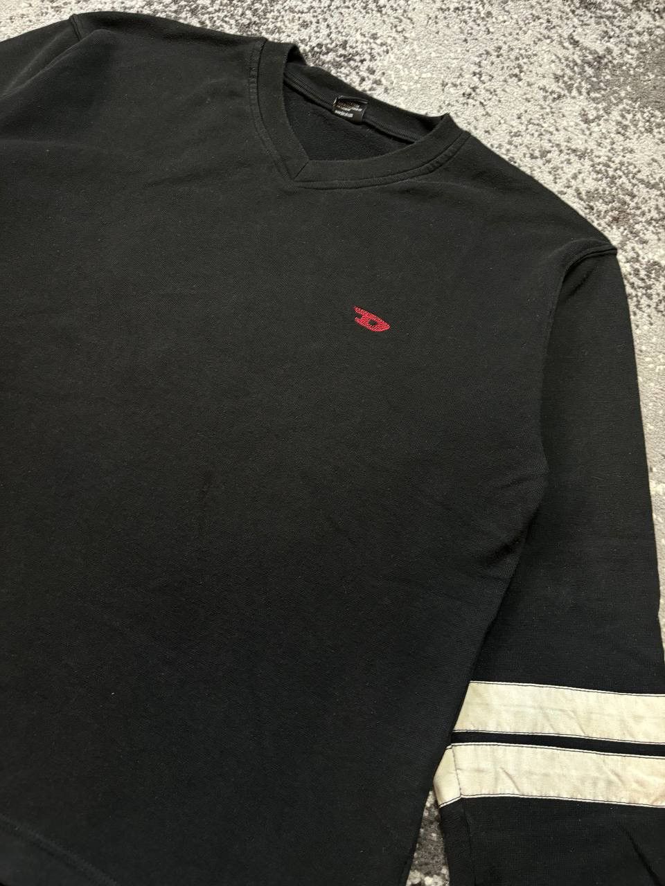 Diesel × Japanese Brand × Vintage Vintage Y2K Diesel Indistry 83 Stripe Embroidered Sweatshirt Size US XL / EU 56 / 4 - 3 Thumbnail