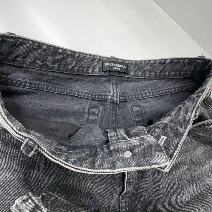 Balenciaga Balenciaga Men's Black Logo Denim Pants 0079-2507 Size US 26 / EU 42 - 8 Thumbnail