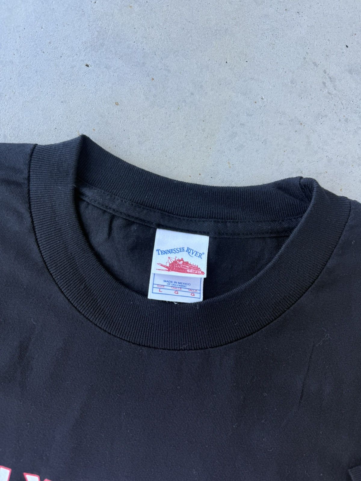 Vintage Vintage 00s Funny Boobs Stop Looking At Me Script T-Shirt Size US XL / EU 56 / 4 - 5 Thumbnail