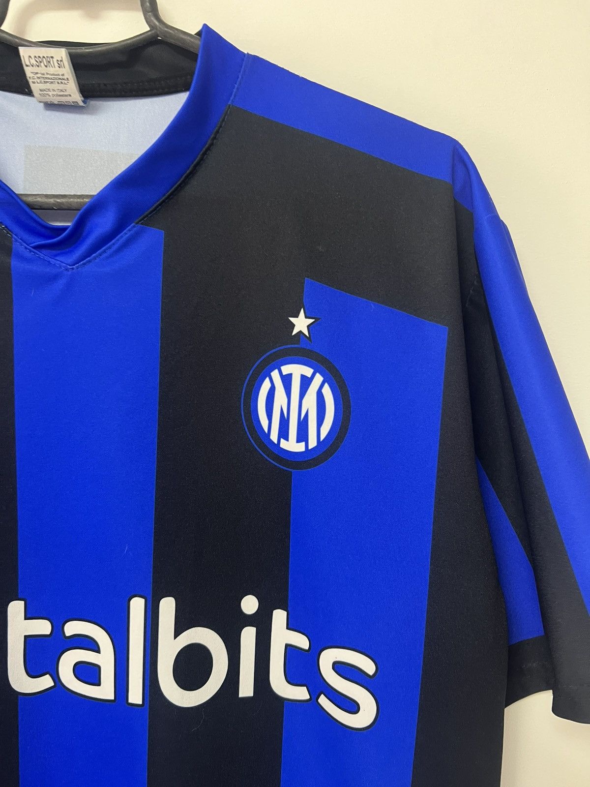 Vintage Vintage Inter Milan 2022/23 Lautaro Maglia Drill Jersey sz M Size US M / EU 48-50 / 2 - 15 Thumbnail