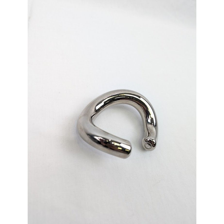 Balenciaga o1rshd1 Size: OS / C Shaped Bracelet in Silver Size ONE SIZE - 4 Thumbnail