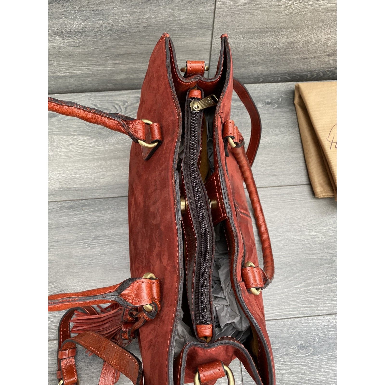 Patricia Nash Patricia Nash primrose satchel Nubuck Shoulder Bag B000595 Size ONE SIZE - 7 Thumbnail
