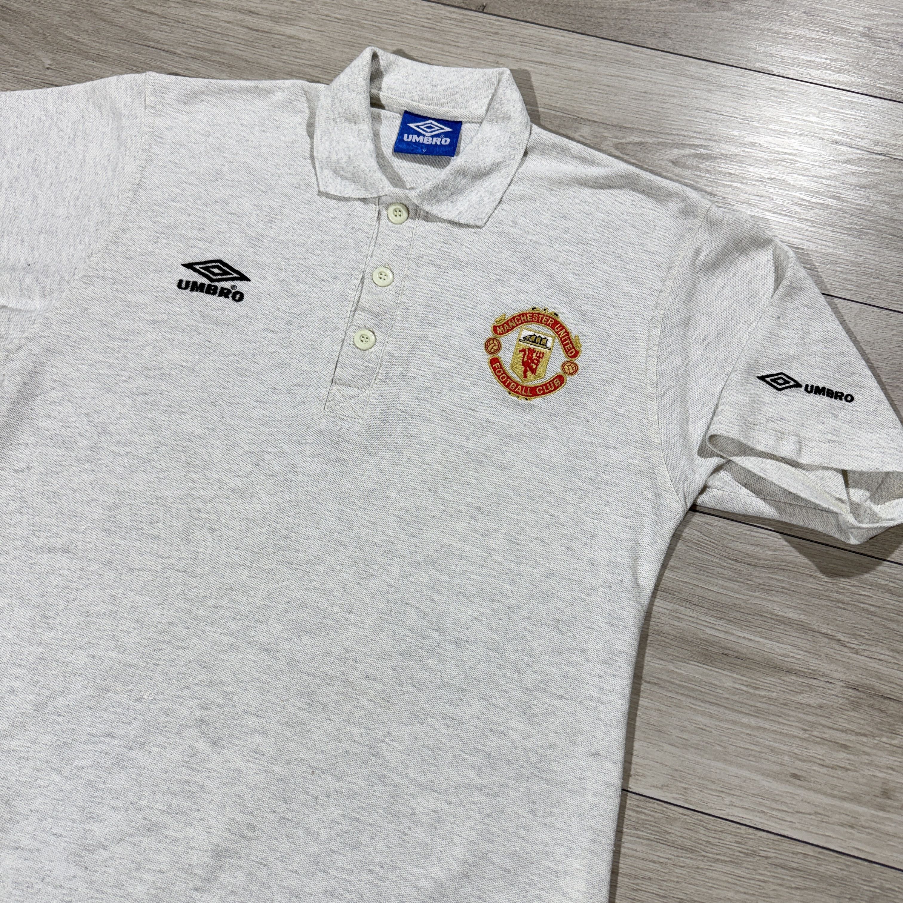 Umbro Vintage Umbro Manchester United Polo Shirt Grey 1998-1999 Size US M / EU 48-50 / 2 - 4 Thumbnail