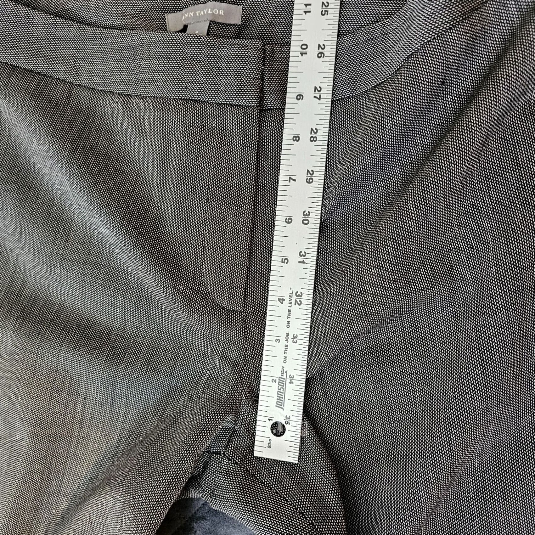 Ann Taylor Ann Taylor Wool Pants Women's Size 4 Gray Multi Fleck Lined Dress Pants Flat Front Stretch Cuffed Regular 31.5in Inseam Womens Size 28" / US 6 / IT 42 - 6 Thumbnail