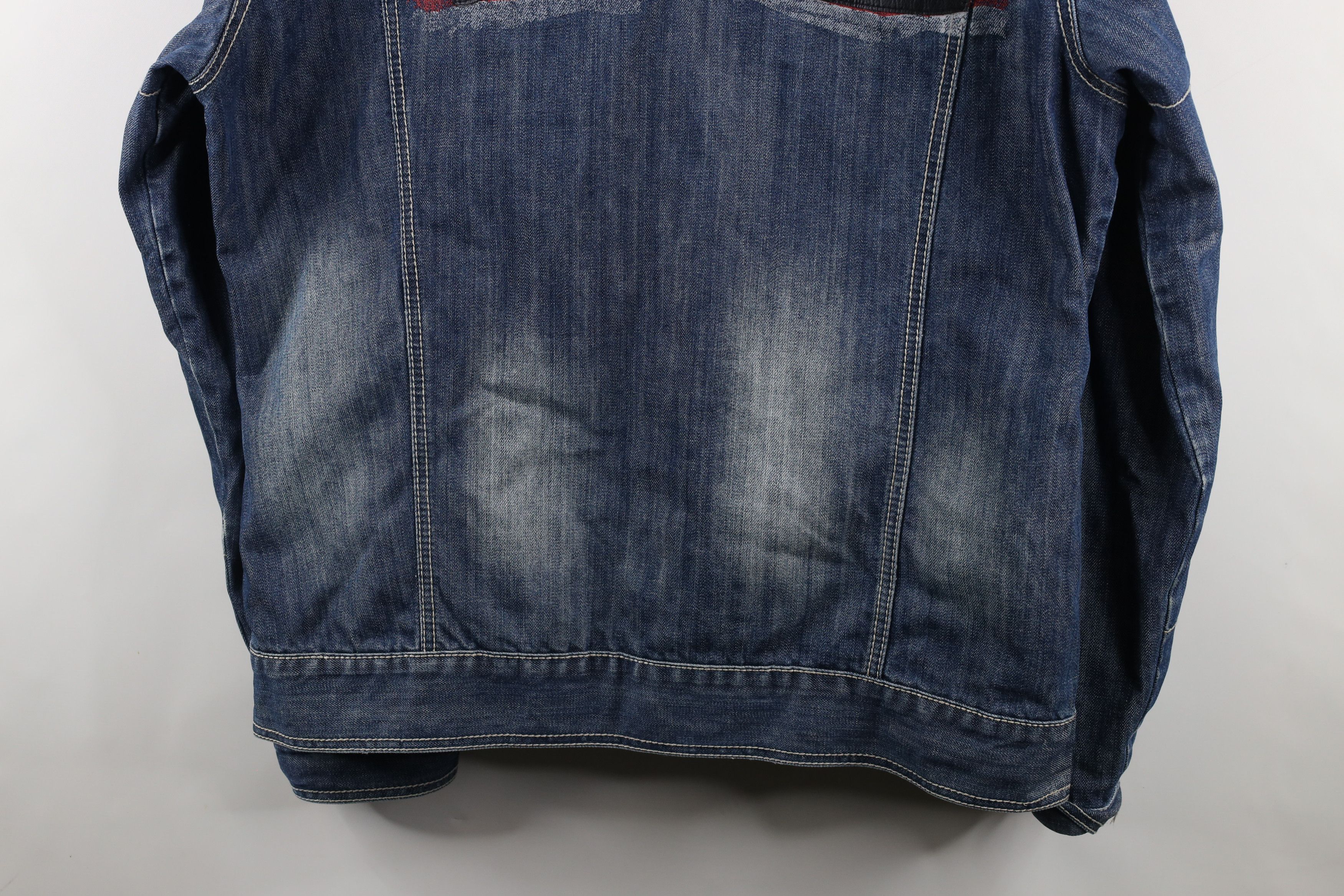 Vintage Vintage Marc Buchanan Pelle Pelle Flag Studded Denim Jacket Size US XXL / EU 58 / 5 - 17 Thumbnail