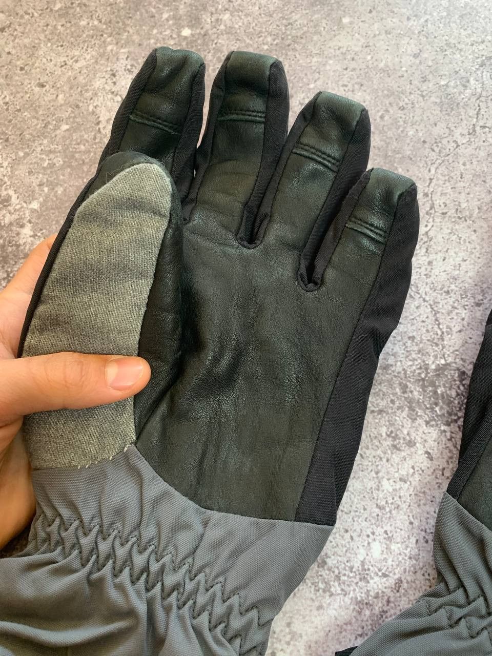 Mountain Equipment Company Vintage Gloves Mountain Equipment Size ONE SIZE - 5 Thumbnail