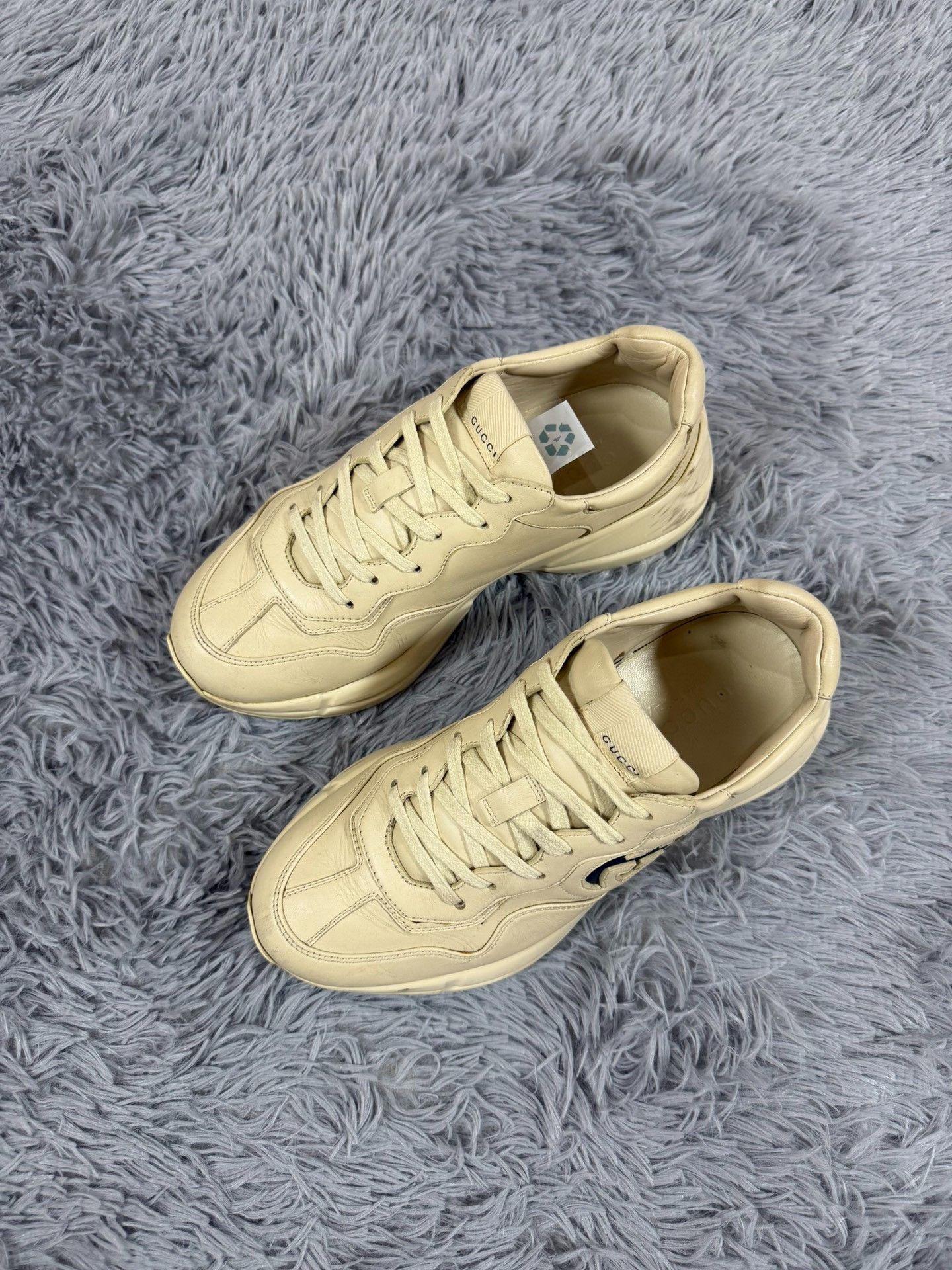 Gucci Gucci White Lowtop Sneakers 8 Men Size US 8 / EU 41 - 1 Thumbnail