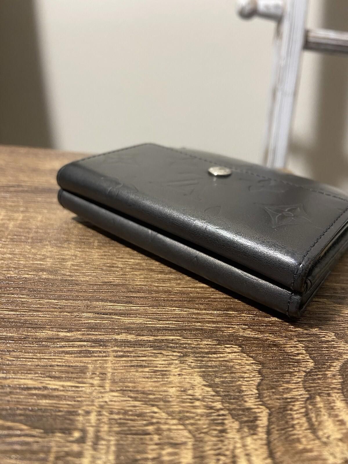 Louis Vuitton Louis Vuitton charcoal gray matte monogram trifold wallet Size ONE SIZE - 5 Thumbnail